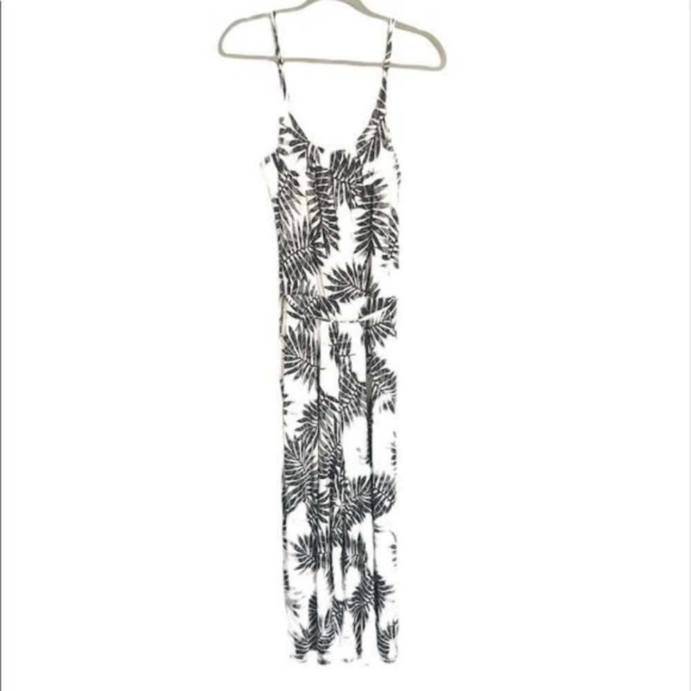 C & C California White and Black Palm Frond Jumpsuit Size Large NWT